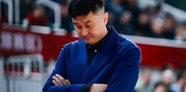 杏彩体育-广东被福建双杀2人引失望！杜锋用人还是有问题，萨林杰没法用！